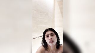 Mia Khalifa Shows Off Her Feet And Tits While Showering In The Bathtub