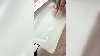 Mia Khalifa Shows Off Her Feet And Tits While Showering In The Bathtub