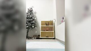 Xyebobs Fucking A Dildo With Condom